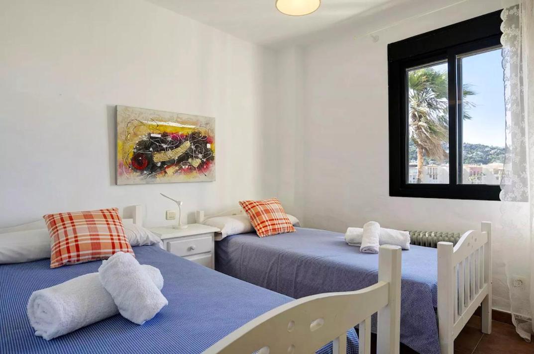 Semifrontal Con Vistas A Pie De Playawifi Apartment